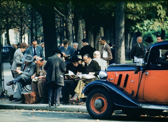 literary-life-paris-1955-ernst-haas