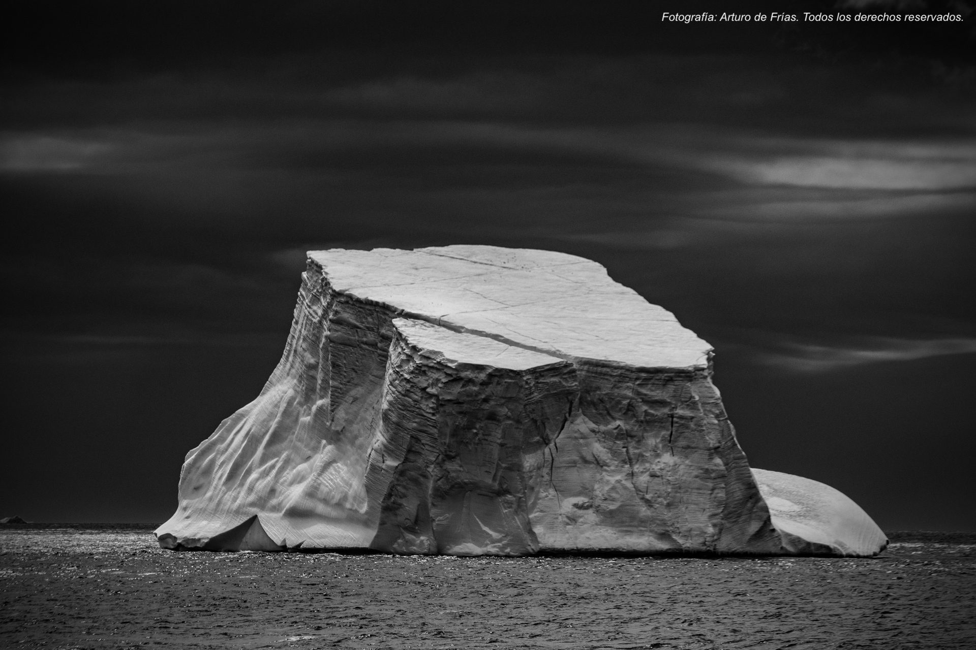 10_©ArturoDe_Frías_IceMelt_Antarctica copy